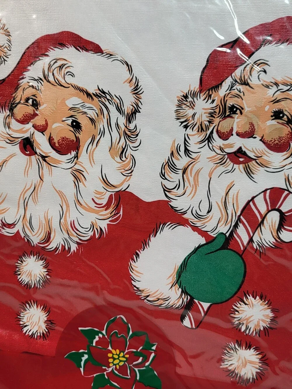 Town & Country Christmas TABLECLOTH 52